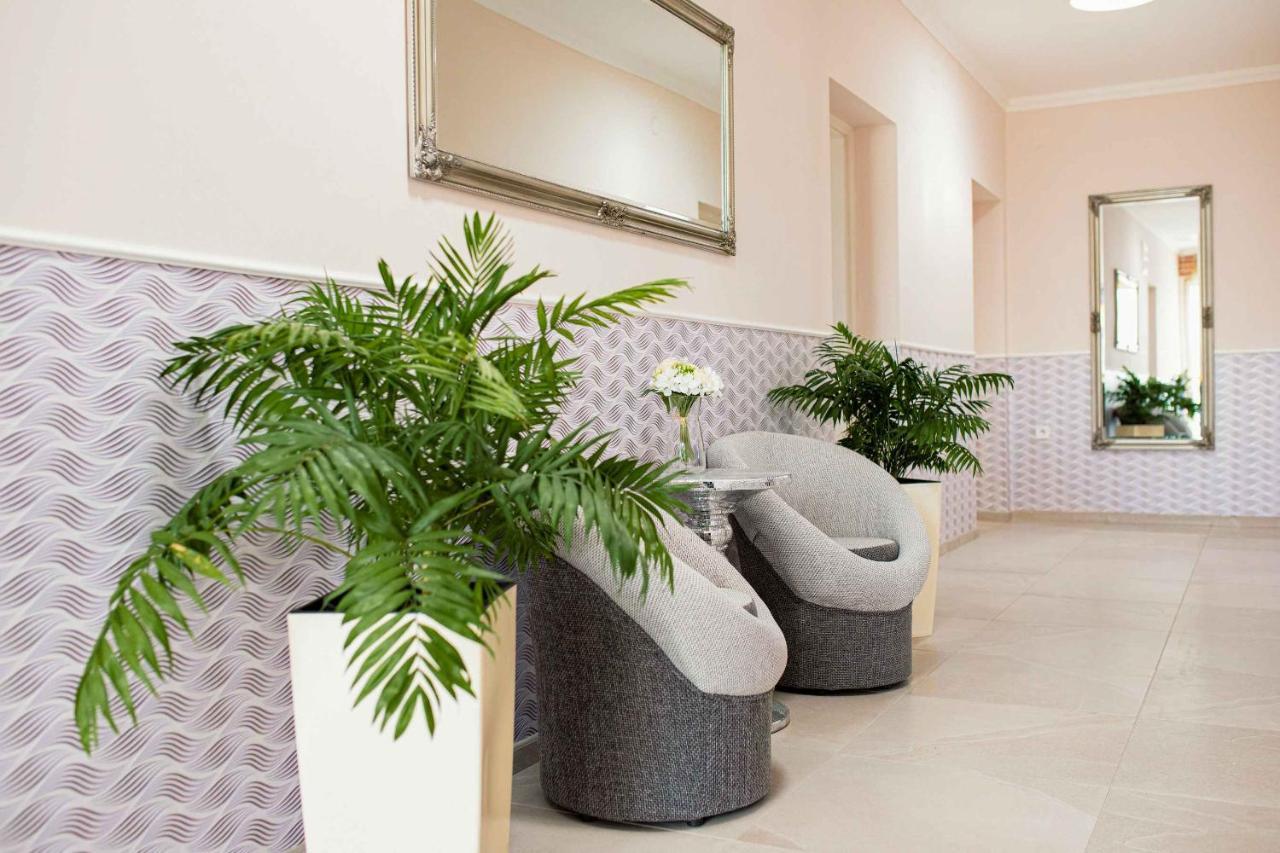 Villa Endante Hajduszoboszlo Ngoại thất bức ảnh